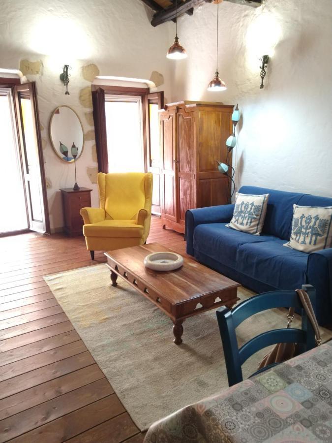 Oldtown Romantic Apartment 칼리아리 외부 사진